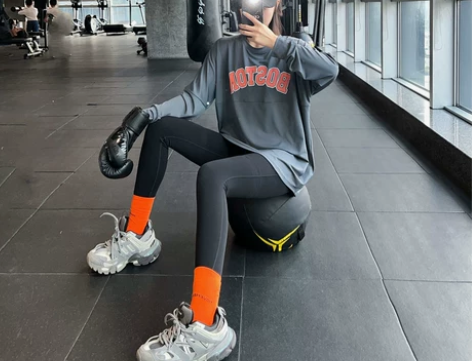 健身服女秋冬季大码T恤运动服上衣长袖宽松户...