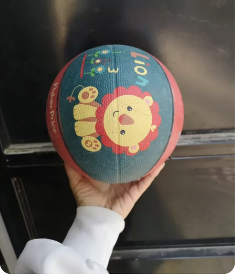 正品费雪儿童小皮球 感兴趣的话点“我想要”...