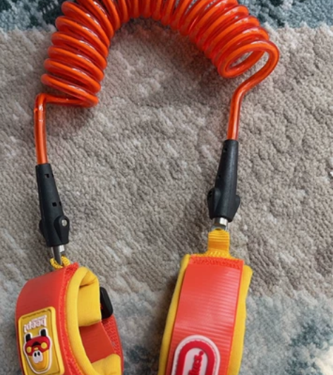 小泰克防走失手环，基本全新，实拍如图。江浙...