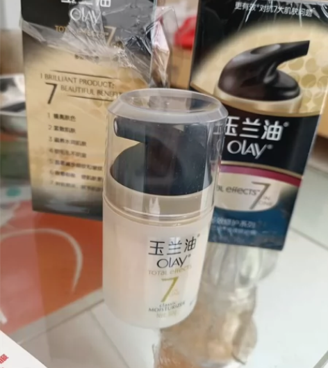 玉兰油多效修护霜50g七重功效淡斑补水保湿...