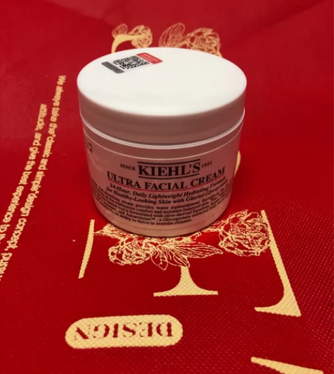 科颜氏高保湿面霜125ml ，之前海南囤了...