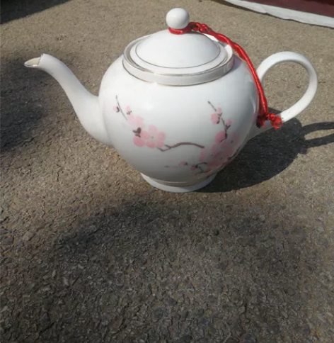 茶壶唐山的梅花图588元不包邮手工绘画超薄...