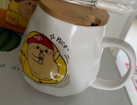 全新包邮乐事水杯保温杯陶瓷杯带小勺 感兴趣...