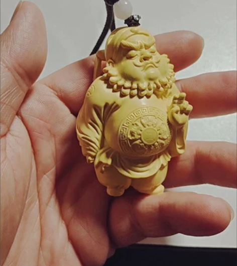 (未拆封全新处理价)挂件雕手把件傲娇送福钟...