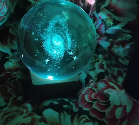 崇州包邮，水晶球可充电 感兴趣的话点“我想...