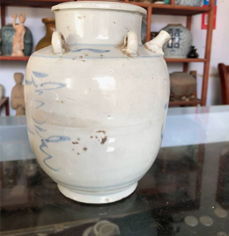 明代大四系壶,流有小磕带线,余完好 感兴趣...