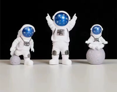 【礼盒装清仓处理】宇航员小摆件小太空人模型...