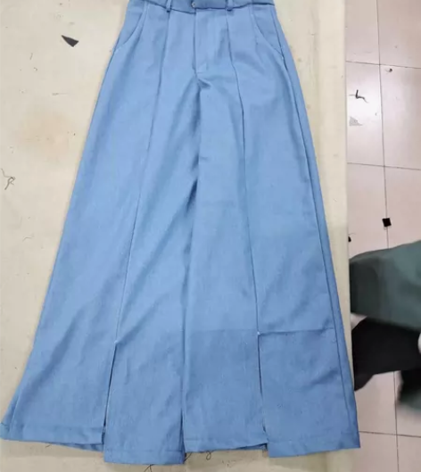 服装设计作业，女裤，留着没啥用了，可小刀 ...