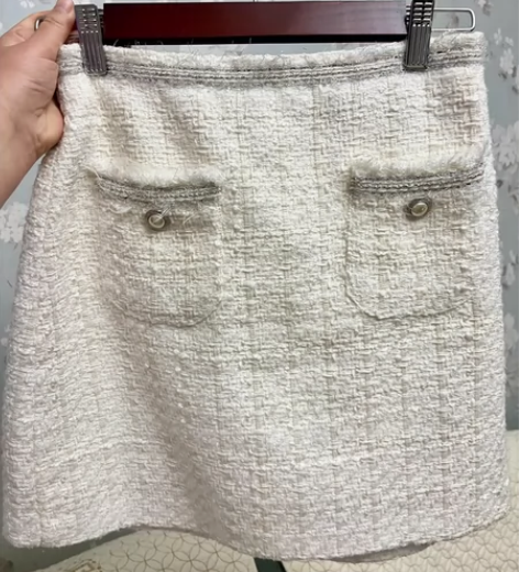 UR 小香款一步裙 S码 就穿了1-2次之...