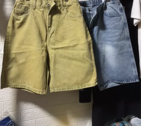 潮牌日系风宽松版型水洗做旧牛仔短裤特价22...