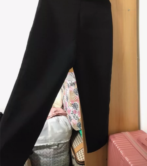 高腰直筒裤西装料子是有点厚的不是薄的面料很...