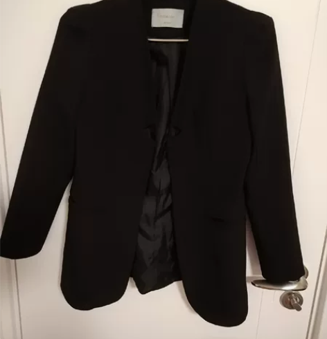 西服 尺码M（胸围45，肩宽41） 感兴趣...