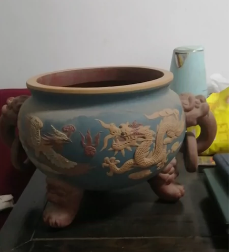 直径30高28厘米紫砂虎耳衔环贴片龙凤彩塑...