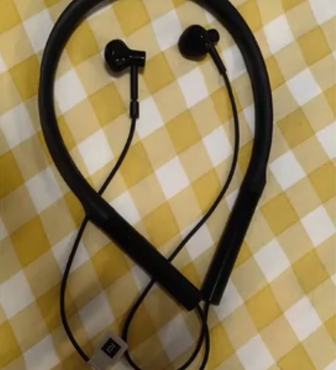 小米蓝牙运动耳机 九成新 淘宝官方旗舰店购...