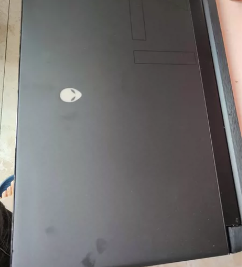 外星人M17R2笔记本,i7 9750+2...