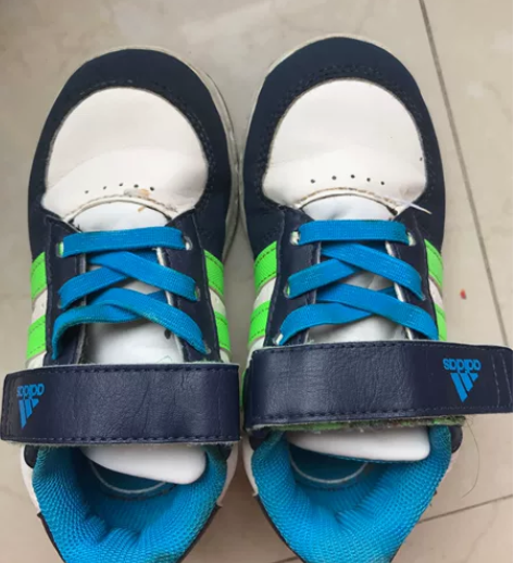 阿迪童鞋阿迪达斯童鞋 国内专柜购入，请勿与...