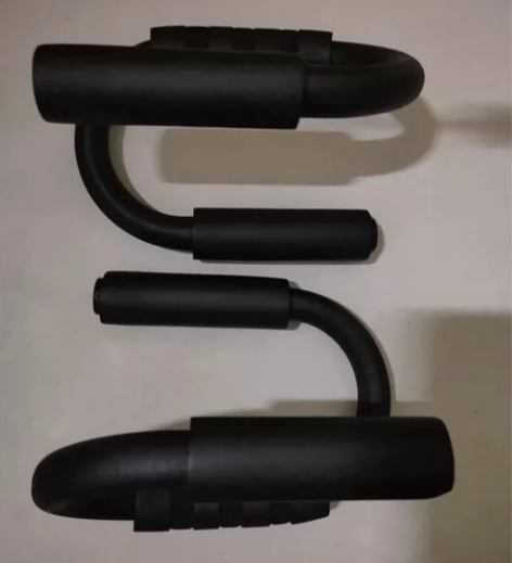 俯卧撑架便宜卖全新10块带走 感兴趣的话点...