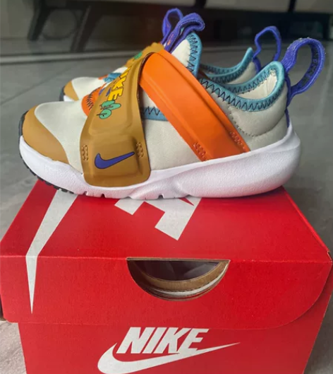 nike儿童宝宝运动鞋 全新仅试穿 专柜购...