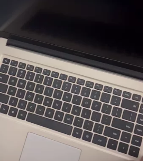 出个华为matebook d2017款轻薄...