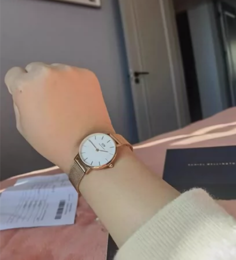 dw手表流金石英女表28mm情人节礼物丹尼...