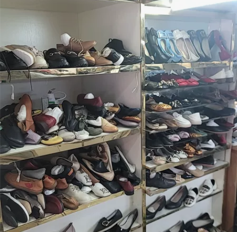 鞋店不做了，本店经营大部分都是骆驼品牌鞋，...