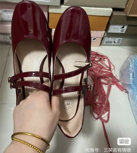 骆驼 女鞋 红色玛丽珍 跟高4cm ...