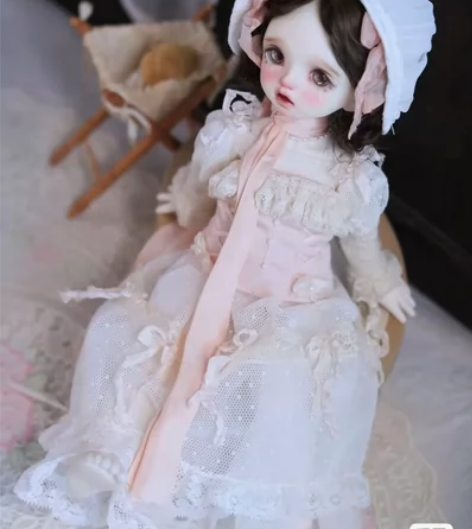 bjd 6分 复古日记里 少女裙边 里里和...