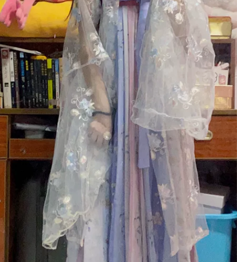 非常好看的一套 没穿过 吊牌摘了 150 ...