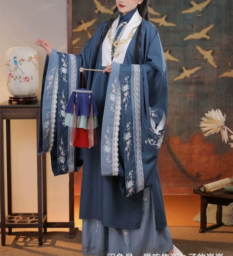 清梳云鹤辞 明制汉服 五件套 包括吊带，云...
