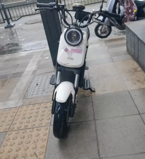 小牛 U1 青春版 48v13安 正常使用...