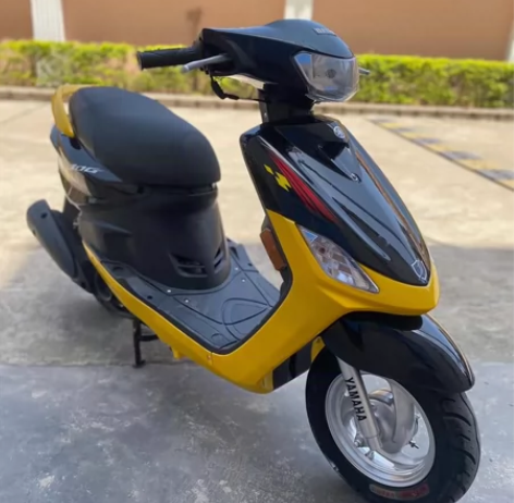 二手摩托车黑黄运动版 原装雅马哈巧格100...