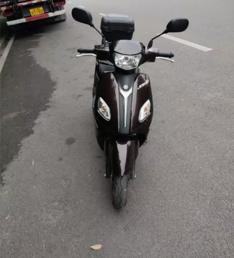 正品雅马哈巧格i125  9.9成新，几年...