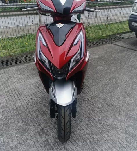 坤豪牌，风云款10.2升大油箱，一箱油可行...