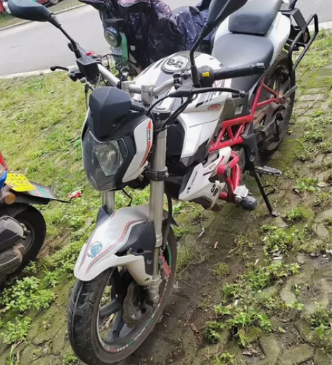 17年贝纳利红宝龙，便宜出了，必须过户！必...