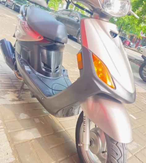 雅马哈巧格公里数23，000 ，全车精品无...