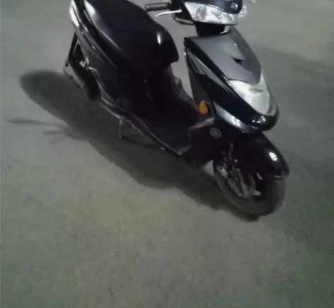 雅马哈迅鹰踏板摩托车，9成新，非巧格100...