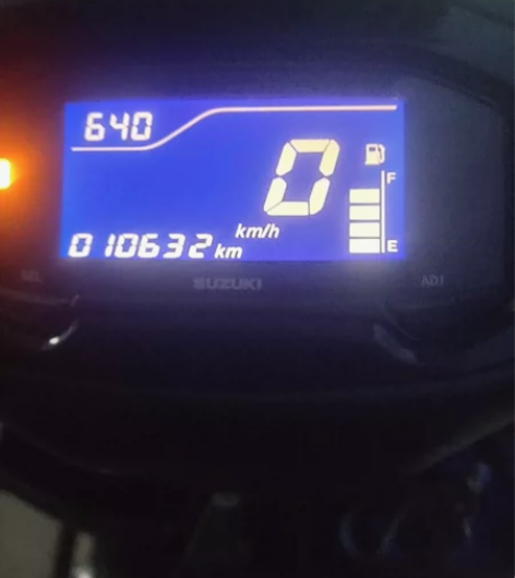 铃木uY19年，加护杠，LED，9成新二手...