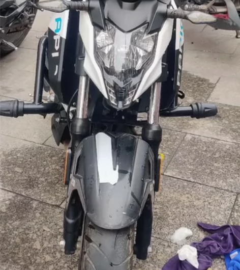 出售一台20年春风狒狒，行驶几千公里，车况...