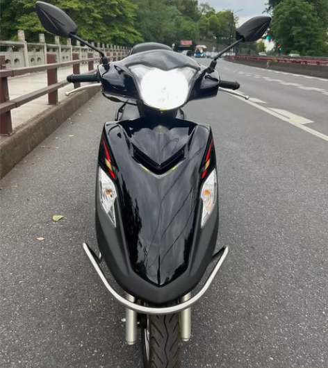 豪爵VF125踏板摩托车，2022.9月一...