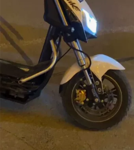 出21年6月雅迪x5，350拉3代2000...