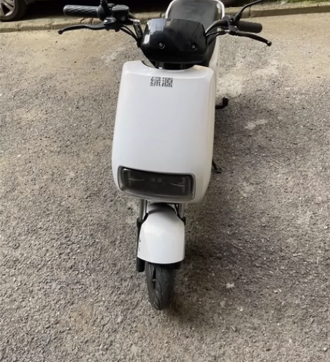 去外地工作绿源品牌电动车 95新 只跑几千...