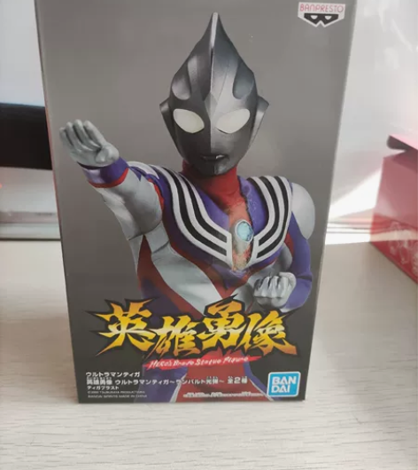 万代  眼镜厂英雄勇像 迪加奥特曼 爆裂形...