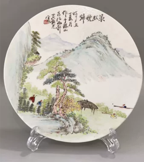 浅绛彩名家御窑画师黄铭光绘圆形瓷板，家里老...