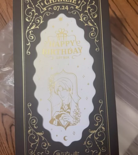 光与夜之恋 查理苏21生日礼盒 仅拆塑封 ...