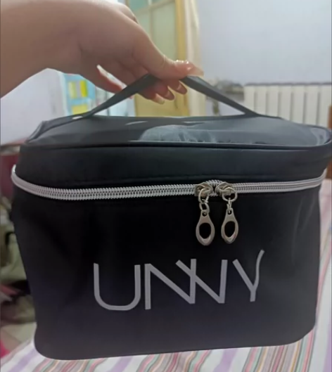 热卖款大号大容量化妆包手提防水洗漱可爱收纳...