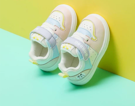 巴布豆宝宝鞋女2023春秋新款皮面防滑机能...