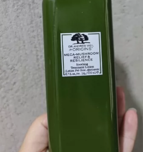 悦木之源菌菇水，拆封后没用几次，我对它的味...