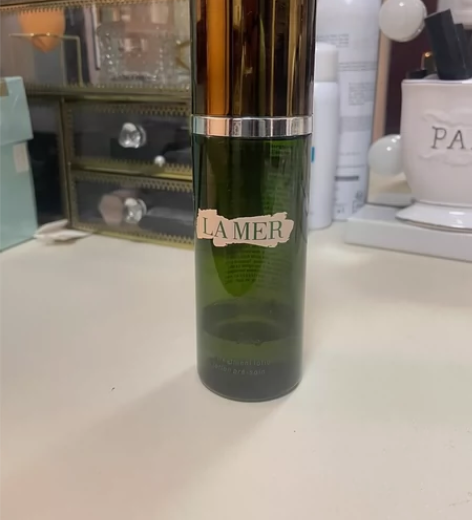 海蓝之谜精粹水，剩余量如图所示，保证正品 ...