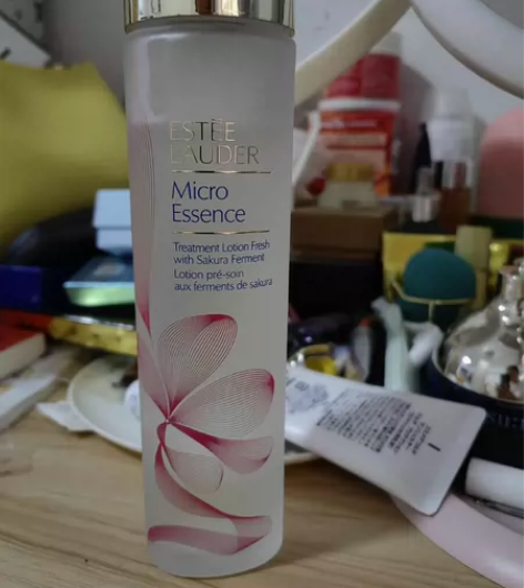 雅诗兰黛樱花水200ml,因为不适合我的肤...