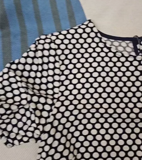 ?日本女装优雅知性气质鱼尾下摆中长款波点连...